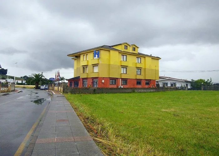 מלון Costa Cantabra Argoños