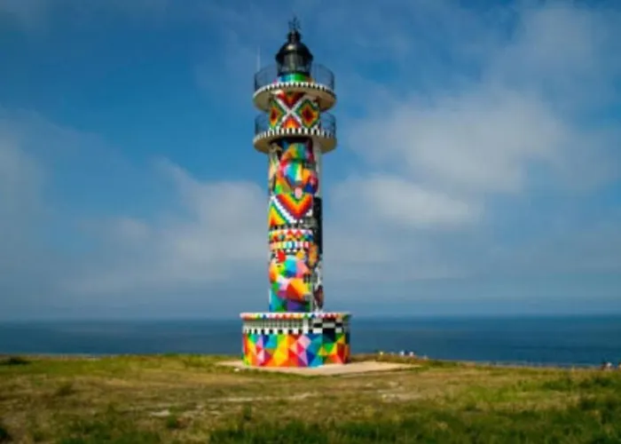 Costa Cantabra מלון *